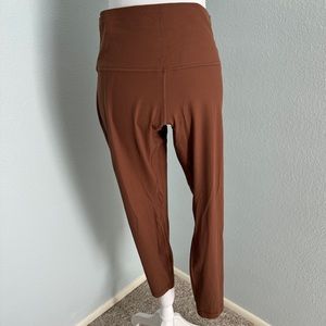 Lululemon high waisted Align ribbed 7/8 legging
